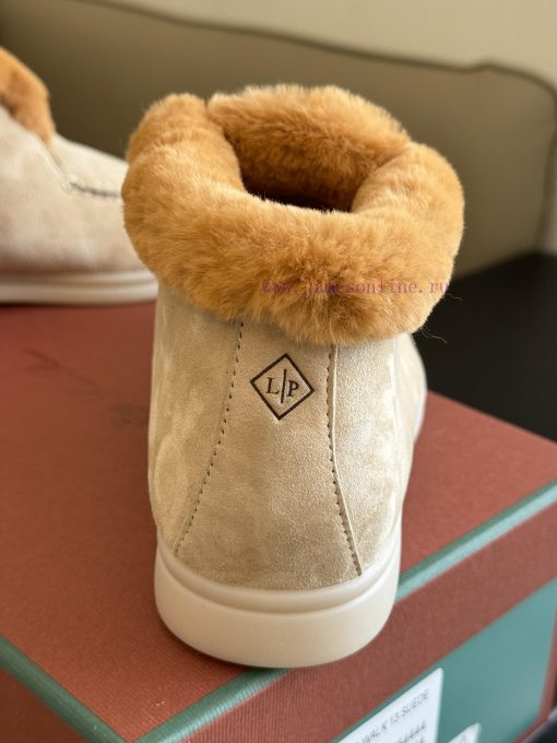 Top version logo pian... a classic fur shoe new color schemeThe price of cabinets has increailhbbha5 - Image 8