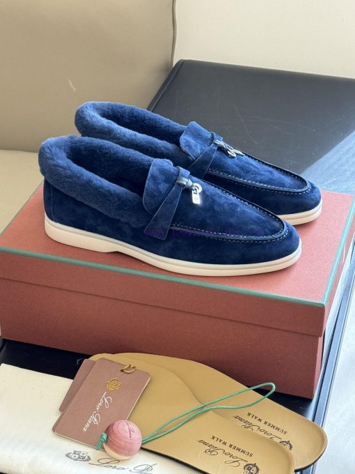 Top version logo pian... a classic fur shoe new color schemeThe price of cabinets has increawfh7r5lg - Image 2