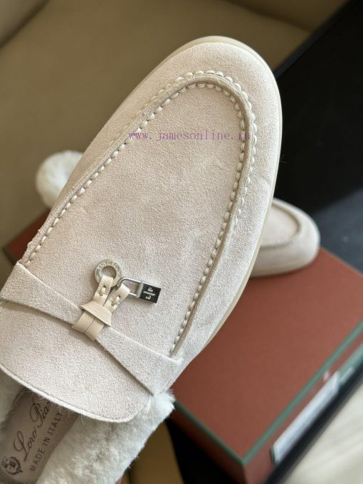 Top version logo pian... a classic fur shoe new color schemeThe price of cabinets has increa3na80xnz - Image 6