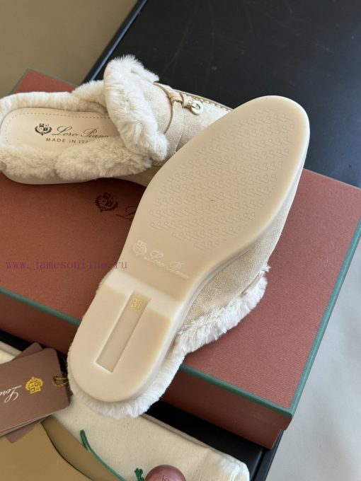Top version logo pian... a classic fur shoe new color schemeThe price of cabinets has increa39a6iuni - Image 10