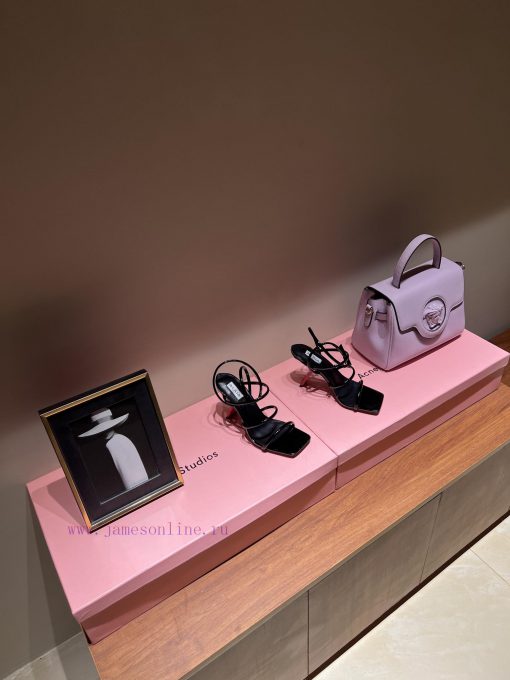 The mostALA ࠖ A | HIGH LOVE High HeelsALAÏA | HIGH LOVEThe pair of high heels that every onlres3sbue - Image 2