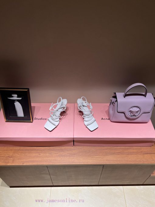 The mostALA ࠖ A | HIGH LOVE High HeelsALAÏA | HIGH LOVEThe pair of high heels that every onl05ydzdaq - Image 4