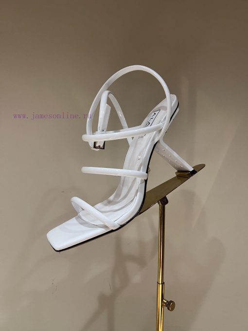 The mostALA ࠖ A | HIGH LOVE High HeelsALAÏA | HIGH LOVEThe pair of high heels that every onl05ydzdaq - Image 9