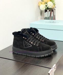 . Prada Thick soled Sports Wool ShoesThe original customized frosted cowhide upper is made oadpug3uk