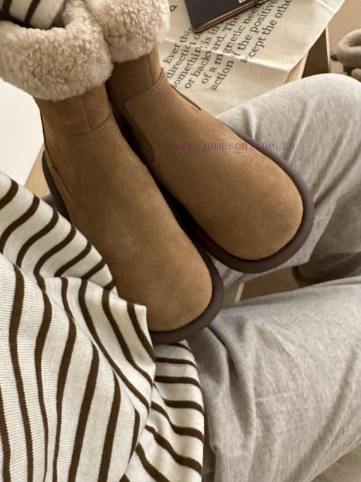 GG ² ⁰² ³ Chestnut Details𝐔𝐠. 𝐠 | Korean handmade sheep curly bootsMilard Girl's Dream Bootszxjw6heg - Image 10