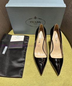 Prada/Prada 2024 SS Spring/Summer New Product Shining Debut Lacquer High Heels, with Prada'sqhmuj24j