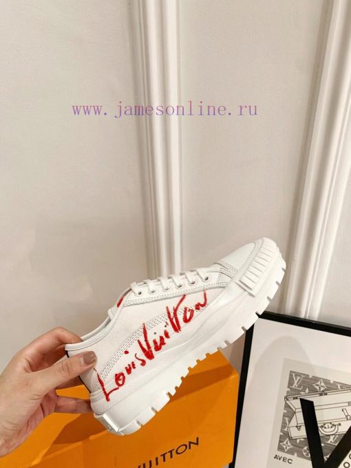 The LV Squad high top sneakers feature a blend of cotton canvas and calf leather trim, with pcpxt65q - Image 7