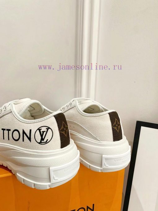 The LV Squad high top sneakers feature a blend of cotton canvas and calf leather trim, with 33o0bja8 - Image 9