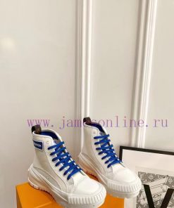 The LV Squad high top sneakers feature a blend of cotton canvas and calf leather trim, with 9mh5l9sv