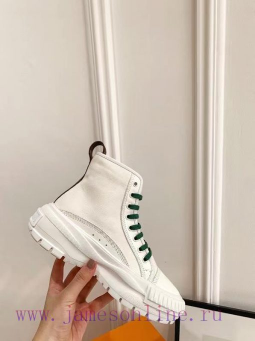 The LV Squad high top sneakers feature a blend of cotton canvas and calf leather trim, with jxmqutn2 - Image 7