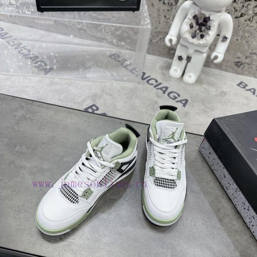 . Air Jordan 4 Sage Sea SaltThe classic mesh window area of the Qiao 4 is sewn with a joint 5eq4j0ls - Image 5