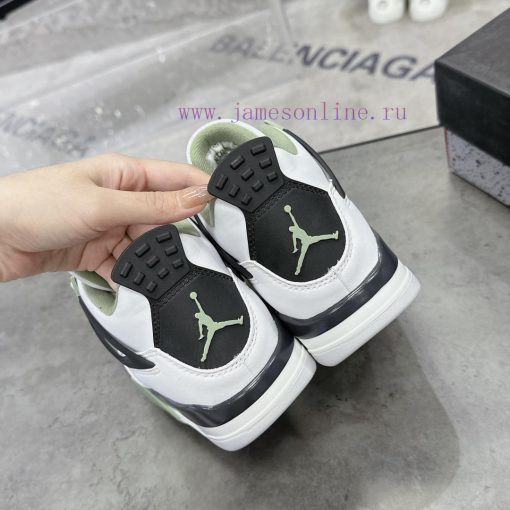 . Air Jordan 4 Sage Sea SaltThe classic mesh window area of the Qiao 4 is sewn with a joint 5eq4j0ls - Image 8