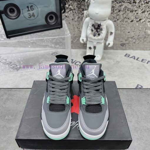 .  Air Jordan 4 Grey GreenThe classic mesh window area of the Qiao 4 is sewn with a joint lazswlvy2m