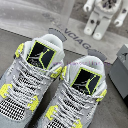 . Air Jordan 4 Sage Sea SaltThe classic mesh window area of the Qiao 4 is sewn with a joint xihbhfed - Image 7