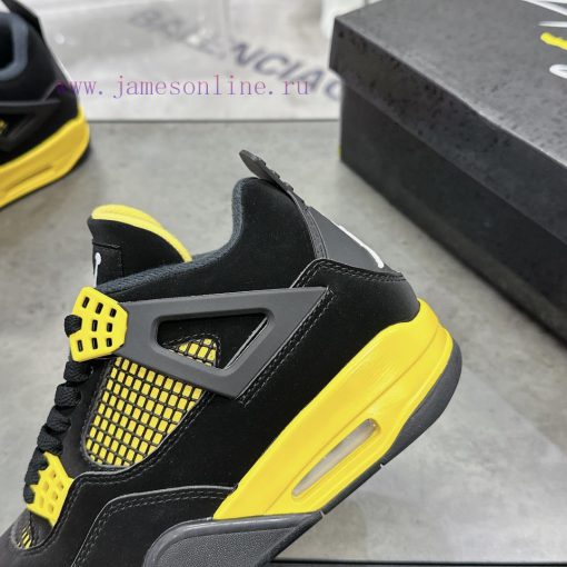 . Air Jordan 4 Black and YellowThe classic mesh window area of the Qiao 4 is sewn with a joim0c08bx2 - Image 7
