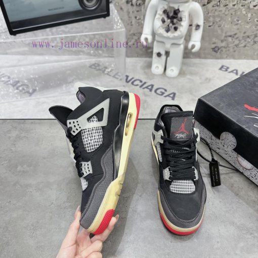 Air Jordan 4 GreyThe classic mesh window area of the Qiao 4 is sewn with a joint label on thuctczneq - Image 4