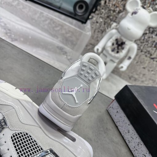 Air Jordan 4 GreyThe classic mesh window area of the Qiao 4 is sewn with a joint label on thp1lo89mh - Image 9