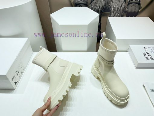 Top tierTHE ROW2023 vs Autumn/Winter Latest Explosive Sponge Cake Thick Bottom Martin Boot Smjxwfen3 - Image 7