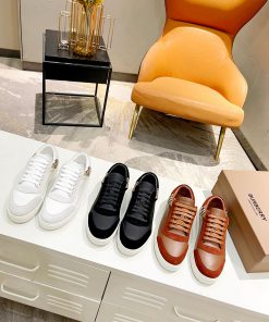 Male 300, female yuan Burberry's latest popular low top skateboard shoes for 2023 are shippepn4vl3jk
