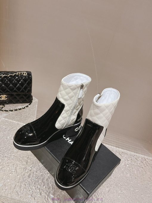 Spot sale𝐂𝐡 * 𝐧𝐞𝐥 23 Top selling productAuthentic gradeShoe upper made of patent leather, cogt9hasu8 - Image 5