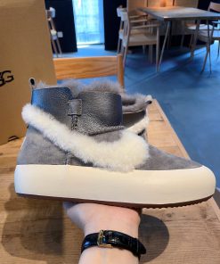 …………UGG and Nike collaborate on snow boots~A small water heater that walks in winterThe fabrnk49eww7