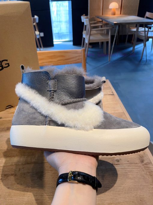 …………UGG and Nike collaborate on snow boots~A small water heater that walks in winterThe fabrnk49eww7