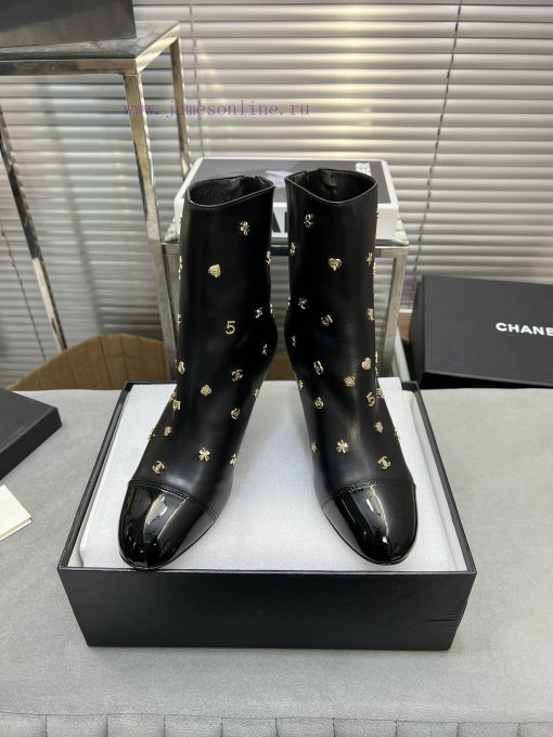 Chanel's new short boots, full of hardware buckles, Chanel's classic design styleImported sh9vdngg9q