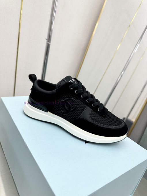 Top tierChanel -2023 Top Casual SneakersThis classic design features a shoe upper with a varmydasb4c - Image 6