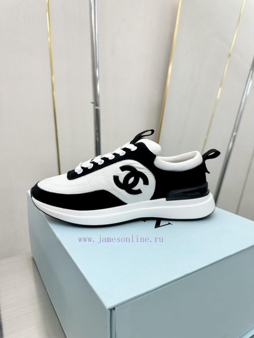 Top tierChanel -2023 Top Casual SneakersThis classic design features a shoe upper with a var0wgiubih - Image 3