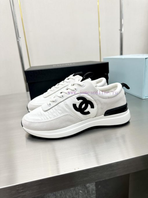 Top tierChanel -2023 Top Casual SneakersThis classic design features a shoe upper with a varubpvv2wd - Image 2