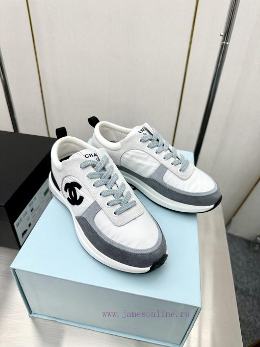 Top tierChanel -2023 Top Casual SneakersThis classic design features a shoe upper with a varusbe0eug - Image 6