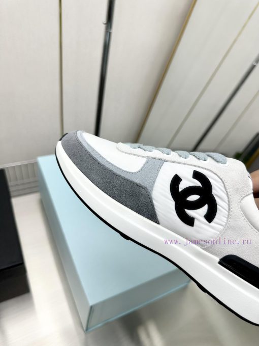 Top tierChanel -2023 Top Casual SneakersThis classic design features a shoe upper with a varusbe0eug - Image 10