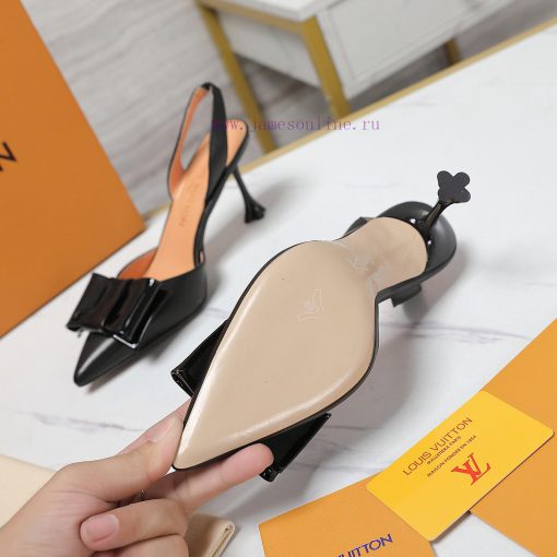 Top qualityLoui * vuitte * * New Plum Heel SandalsThis Blossom high-heeled shoe is made of sl7jr7w6l