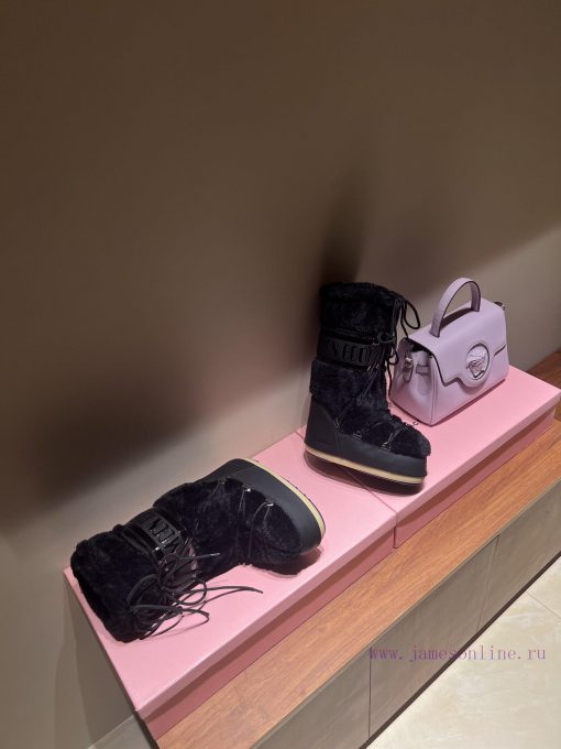 The mostForget about UGG, trendy people are wearing Moon Boot snow bootsIf you find it diffik7s6abpt - Image 4
