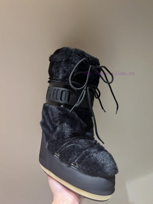 The mostForget about UGG, trendy people are wearing Moon Boot snow bootsIf you find it diffik7s6abpt - Image 10