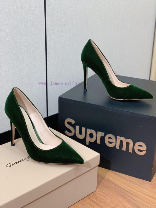 Gianvit Ross classic single shoe. This shoe is full of femininity at first glance, and those4bvzc8b8 - Image 4