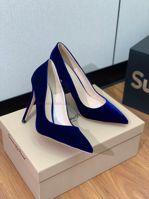 Gianvit Ross classic single shoe. This shoe is full of femininity at first glance, and thosehzf8pfok - Image 3