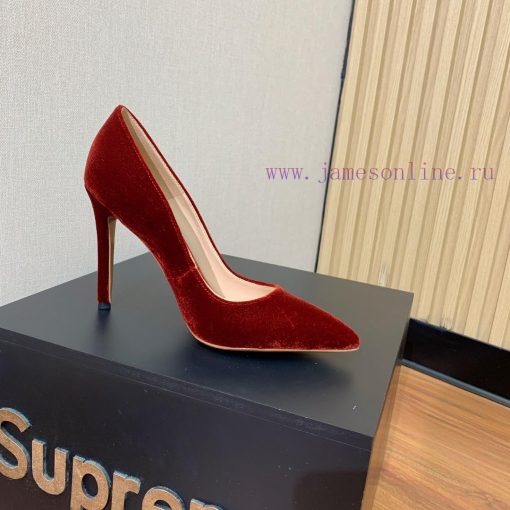 Gianvit Ross classic single shoe. This shoe is full of femininity at first glance, and thosedj6d81rz - Image 8