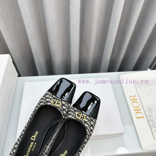 2023 Spring/Summer Latest Fashion Show High End Collection D-Doll Retro Roman Style CD Lette57sd5u2l - Image 7