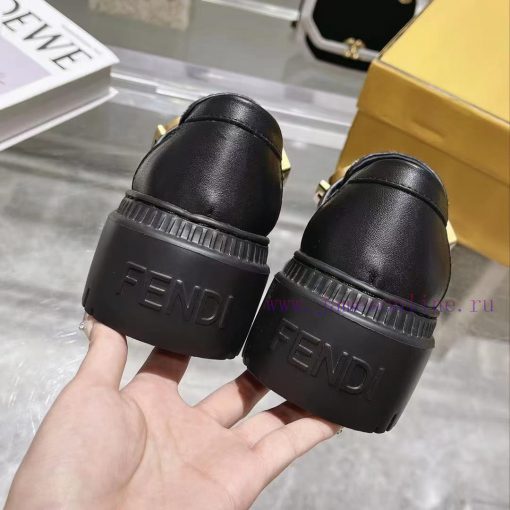 Fendi Domino loafers feature a single kick design with black leather and cowhide material in3cgqj73i - Image 10