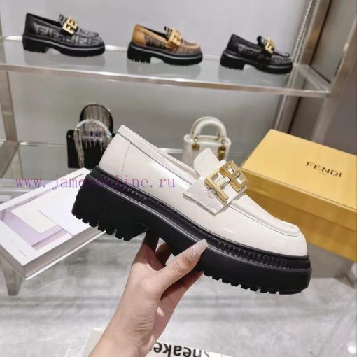Fendi Domino loafers feature a single kick design with black leather and cowhide material invdqzjuzm - Image 2