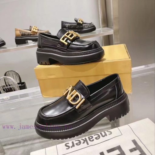 Fendi Domino loafers feature a single kick design with black leather and cowhide material inrlrnztlj - Image 4