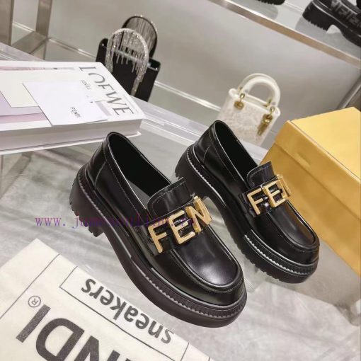 Fendi Domino loafers feature a single kick design with black leather and cowhide material inrlrnztlj - Image 5