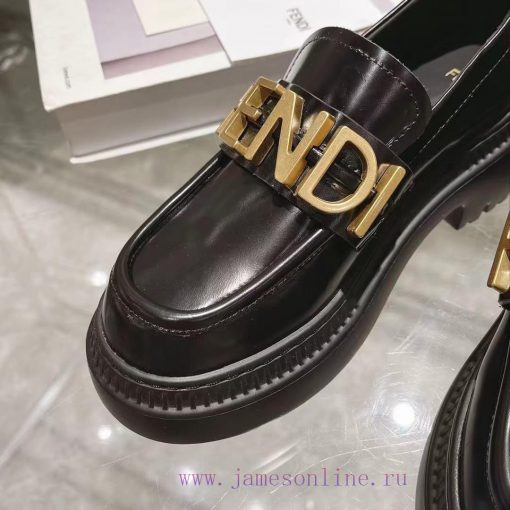 Fendi Domino loafers feature a single kick design with black leather and cowhide material inrlrnztlj - Image 10