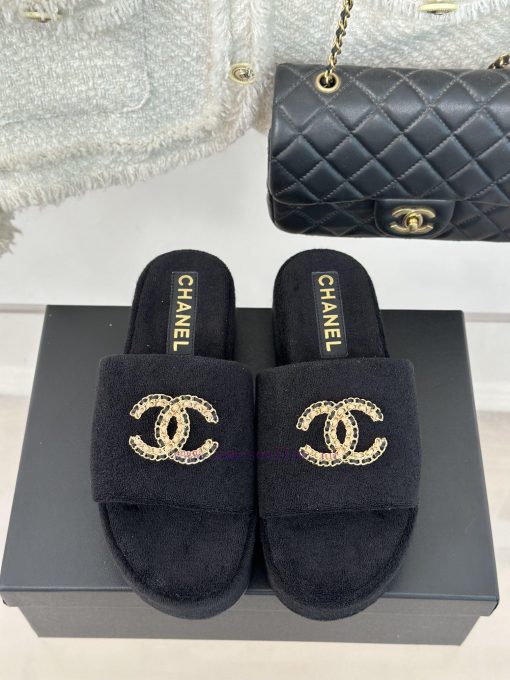 Chanel | Chanel 23c Spring/Summer New ProductsTowel cloth lazy slippersThis year, Chanel hashhj169g6 - Image 5