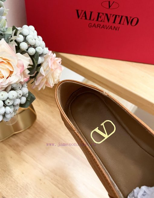 Valentino Garavani/Valentino Rapa Lychee patterned cowhide V-button new fisherman's shoes-Bikcqlaneo - Image 9