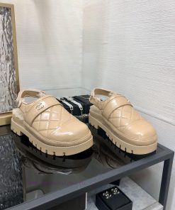 Chanel 2023 Autumn/Winter Velcro Hairy Sandals Hit [Rose] [Rose]Top quality, perfect details5yag02yf