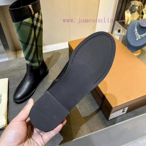 , using Burberry's classic checkered fabric with imported top layer cowhide fabric, tkoefjqj1 - Image 7