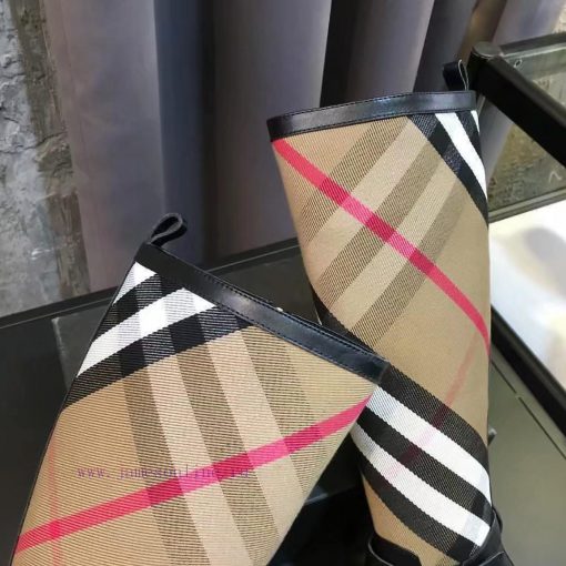 , using Burberry's classic checkered fabric with imported top layer cowhide fabric, tyl353d9p - Image 4