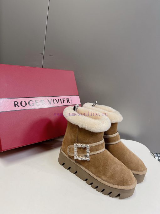 Roger Vivier is the most beautiful snow boots in the market this year. She understands womenjngao8kb - Image 3